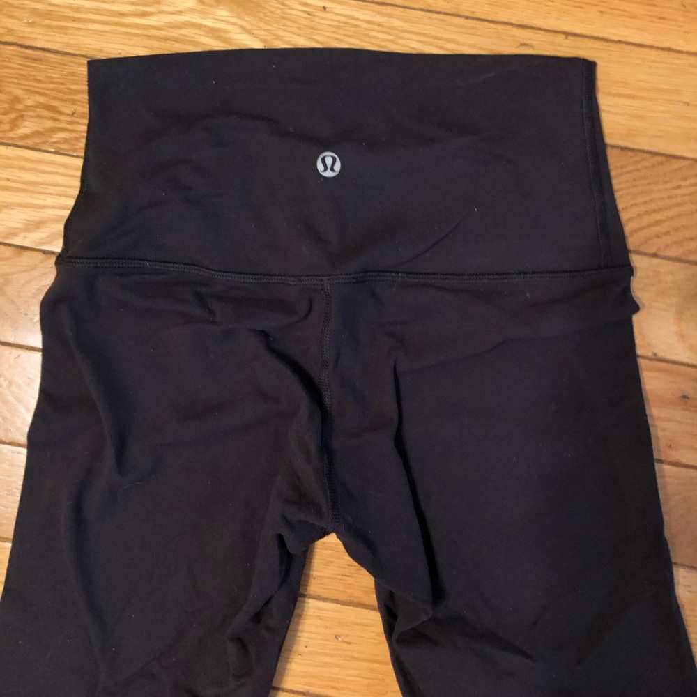 Lululemon cropped black leggings - Picture 7 of 7